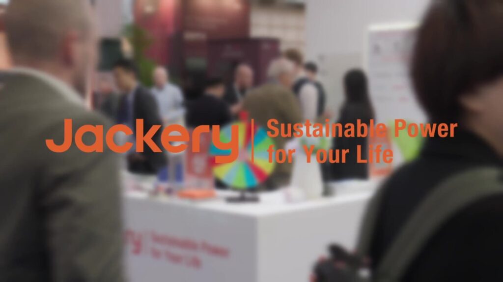 Jackery Showcases Scalable SolarVault 3 Plug-in Battery for Easy Residential Installation